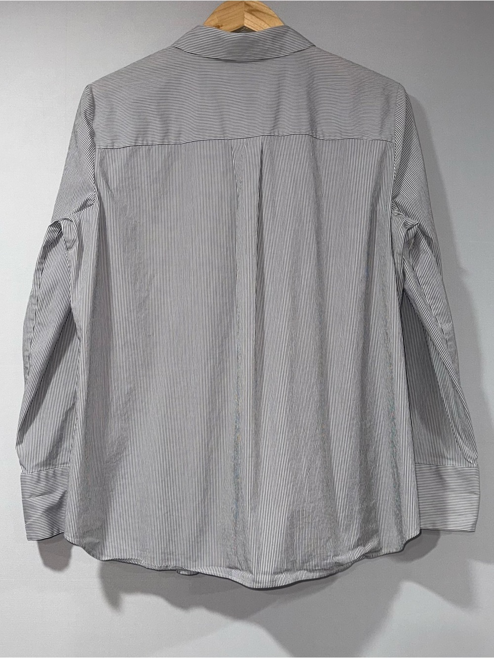 Lafayette 148 New York Black & White Pinstripe Button-Up | Size L - Picture 2 of 4